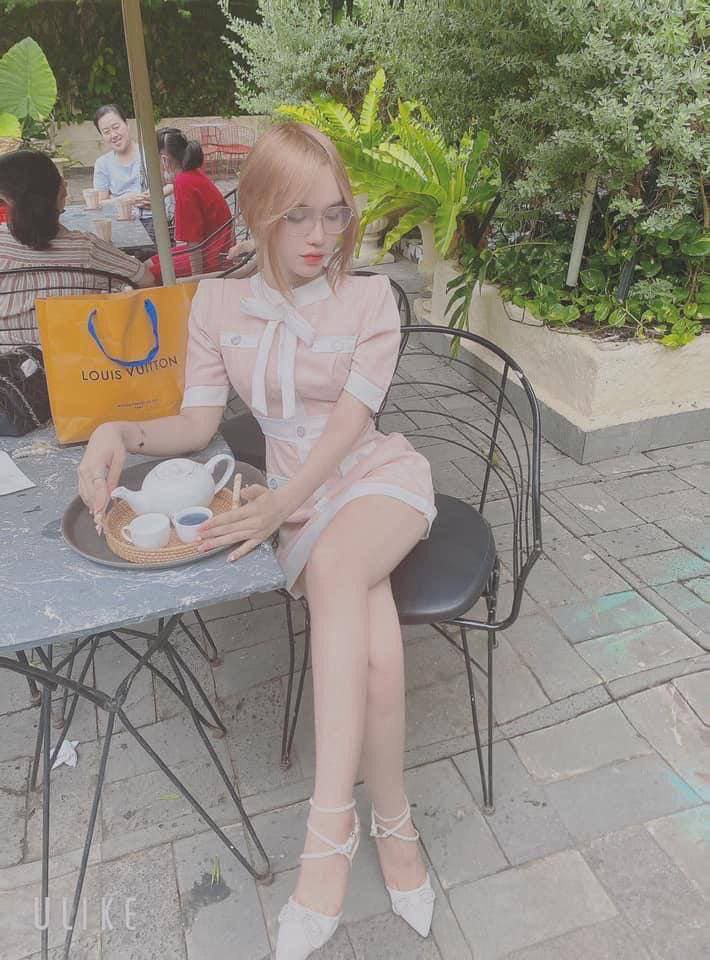 Má kế trừng phạt cô con gái riêng ham chơi bỏ học đại học